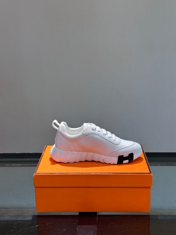 HERMES Man - Image 7