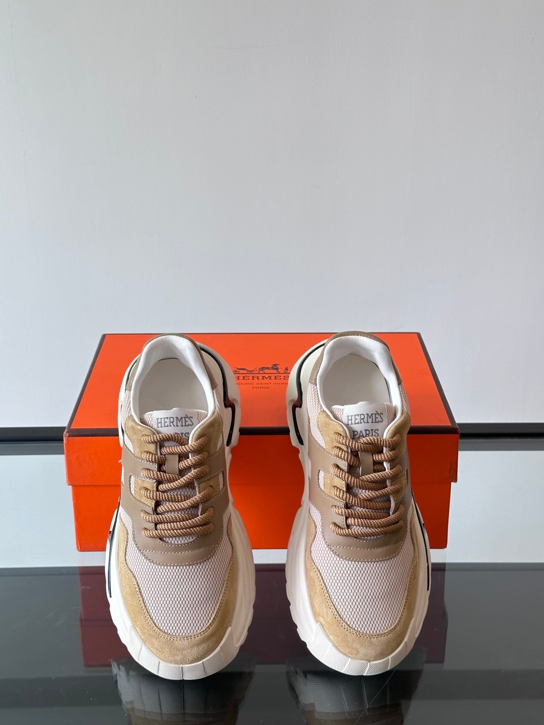 HERMES Man - Image 7