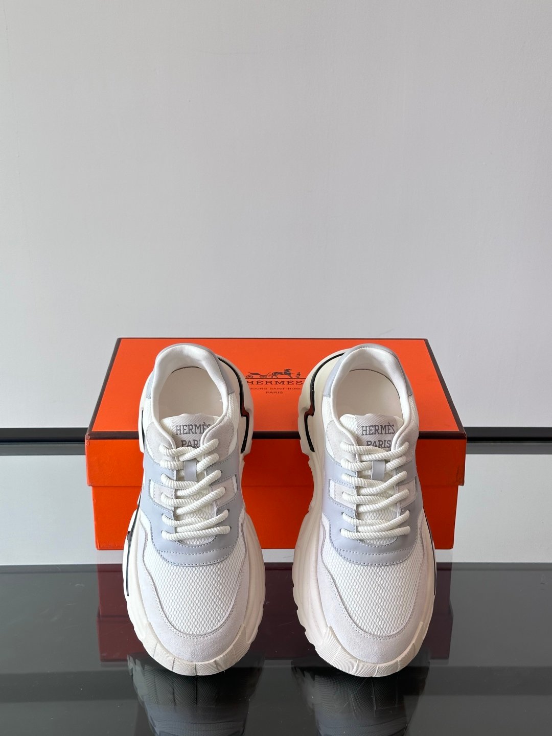 HERMES Man - Image 7