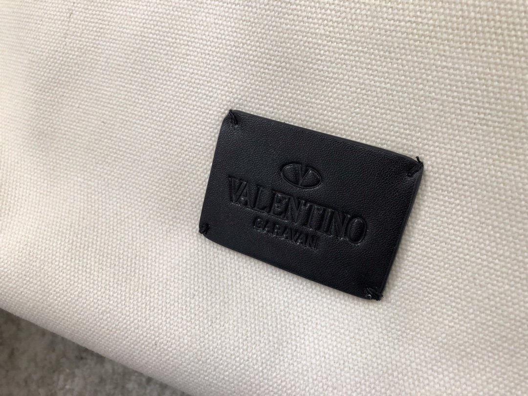 Valentino Bag - Image 3