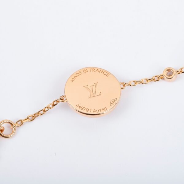 LV - Image 7