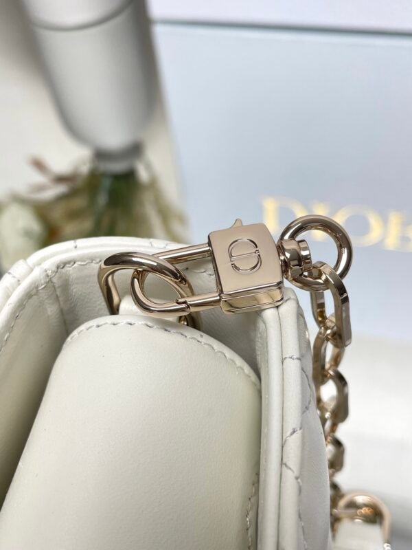DIOR - Image 7