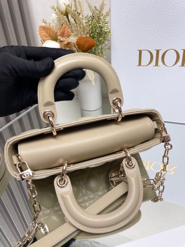 DIOR - Image 5