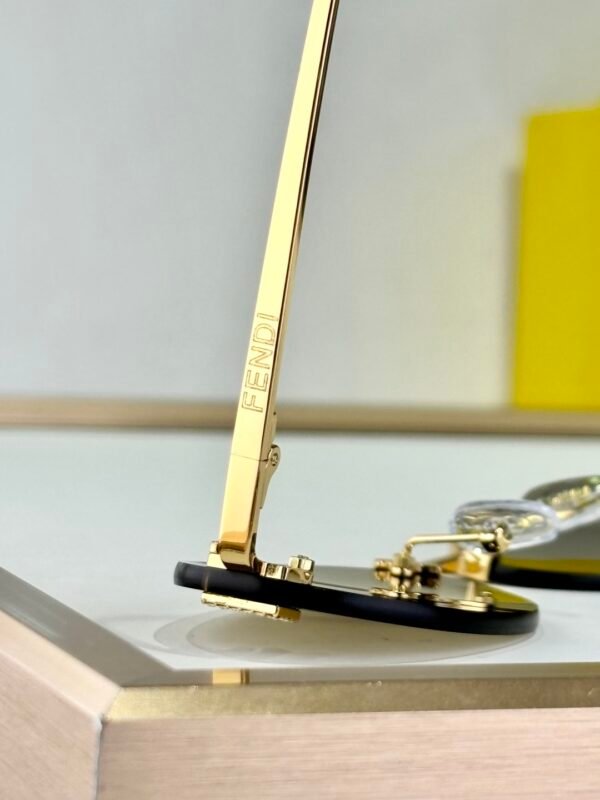 FENDI - Image 5
