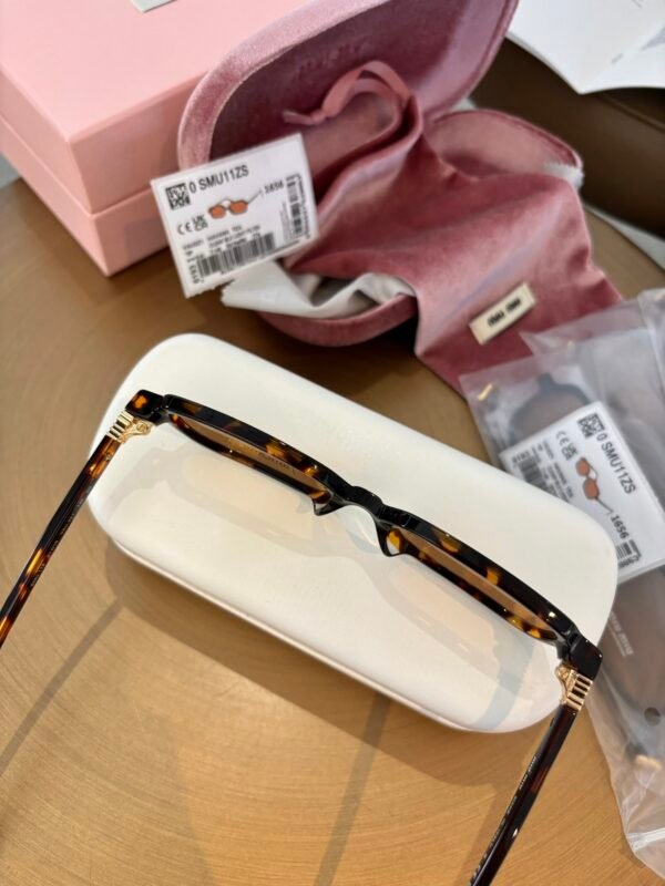 MIU MIU - Image 8