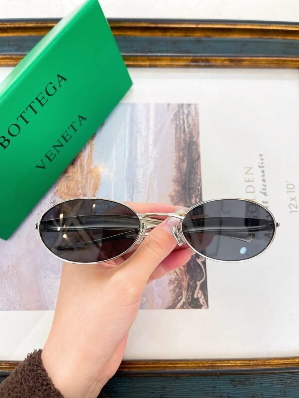 BOTTEGA  VENETA - Image 8