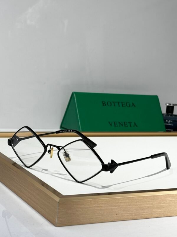 BOTTEGA  VENETA - Image 8