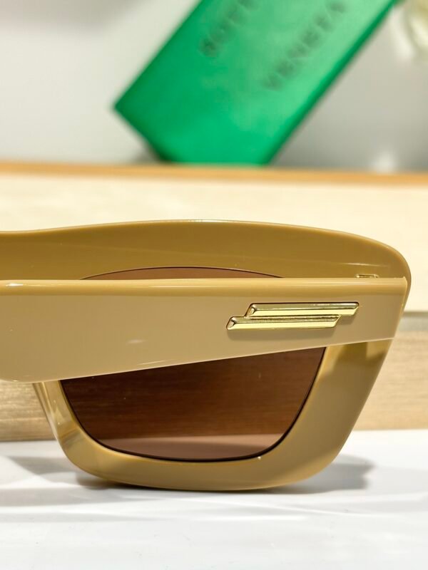 BOTTEGA  VENETA - Image 3