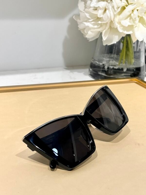 YSL - Image 5
