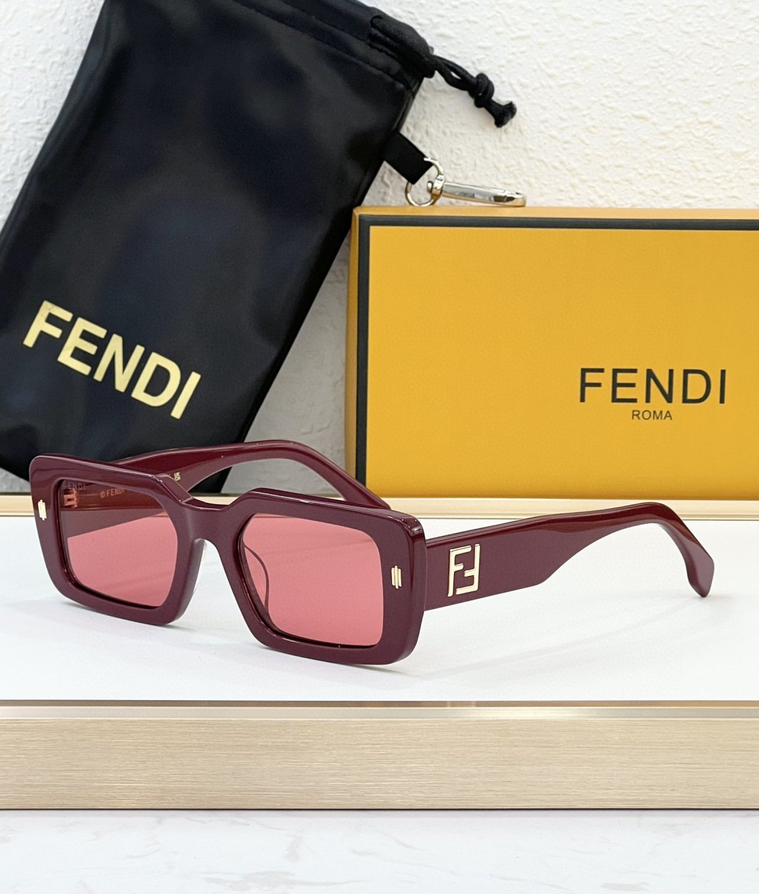 FENDI - Image 9
