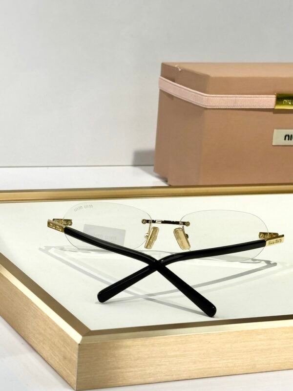 MIU MIU - Image 9