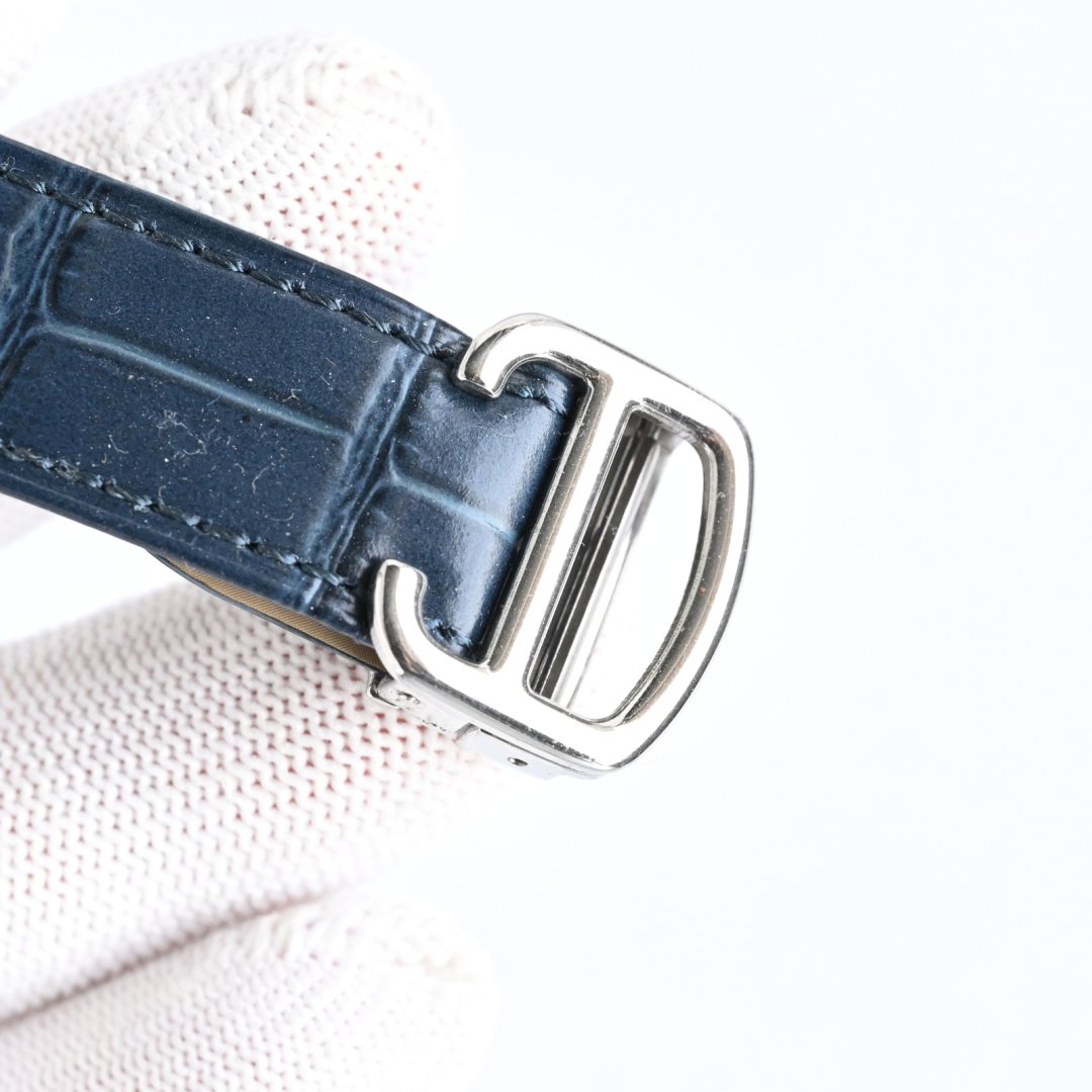 Cartier - Image 9
