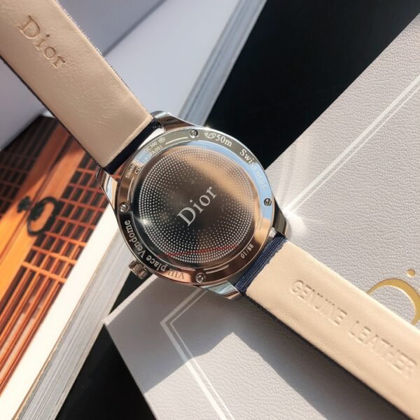 Dior - Image 9