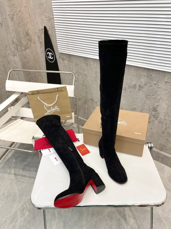 Christian Louboutin - Image 9