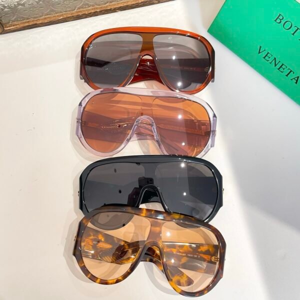 BOTTEGA  VENETA - Image 10