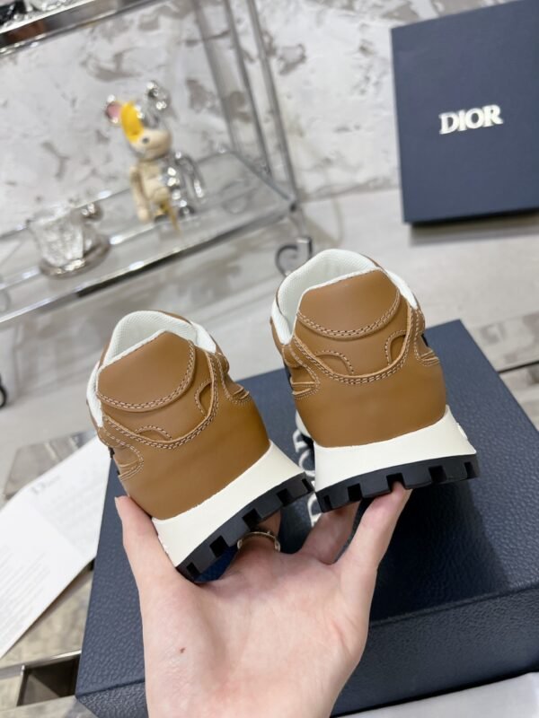 Dior women - Image 7