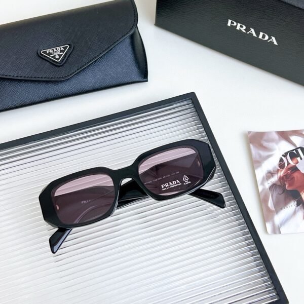 PRADA - Image 10